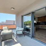 Apartment K2-penthouse With Sea View And Heated Pool