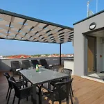 K2-penthouse With Sea View And Heated Pool Apartment Vir