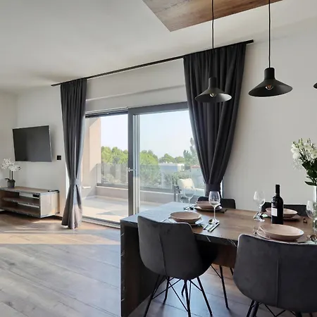 K2-penthouse With Sea View And Heated Pool * Vir