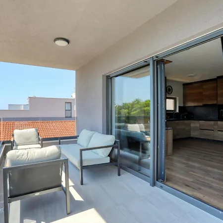Apartamento K2-penthouse With Sea View And Heated Pool