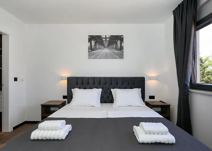 Apartamento K2-penthouse With Sea View And Heated Pool Vir
