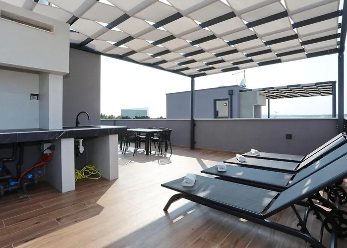 K2-penthouse With Sea View And Heated Pool Apartamento